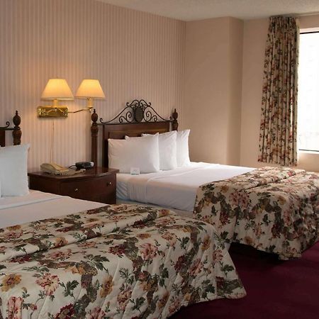 Ramada By Wyndham Terrible'S Hotel & Casino ジーン エクステリア 写真