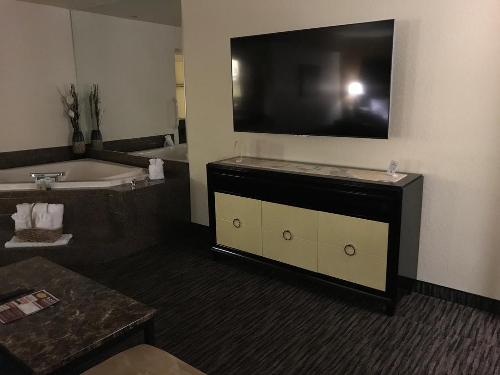 Ramada By Wyndham Terrible'S Hotel & Casino ジーン エクステリア 写真