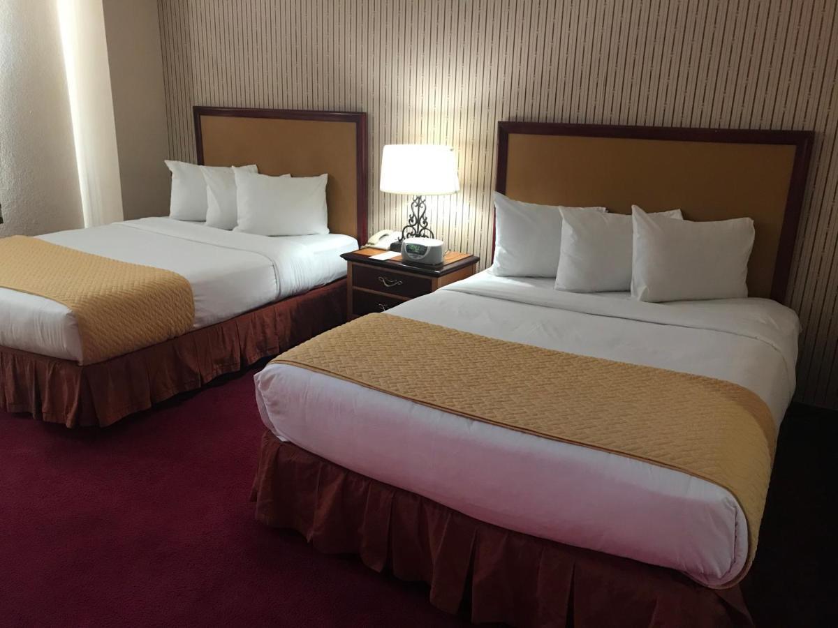 Ramada By Wyndham Terrible'S Hotel & Casino ジーン エクステリア 写真
