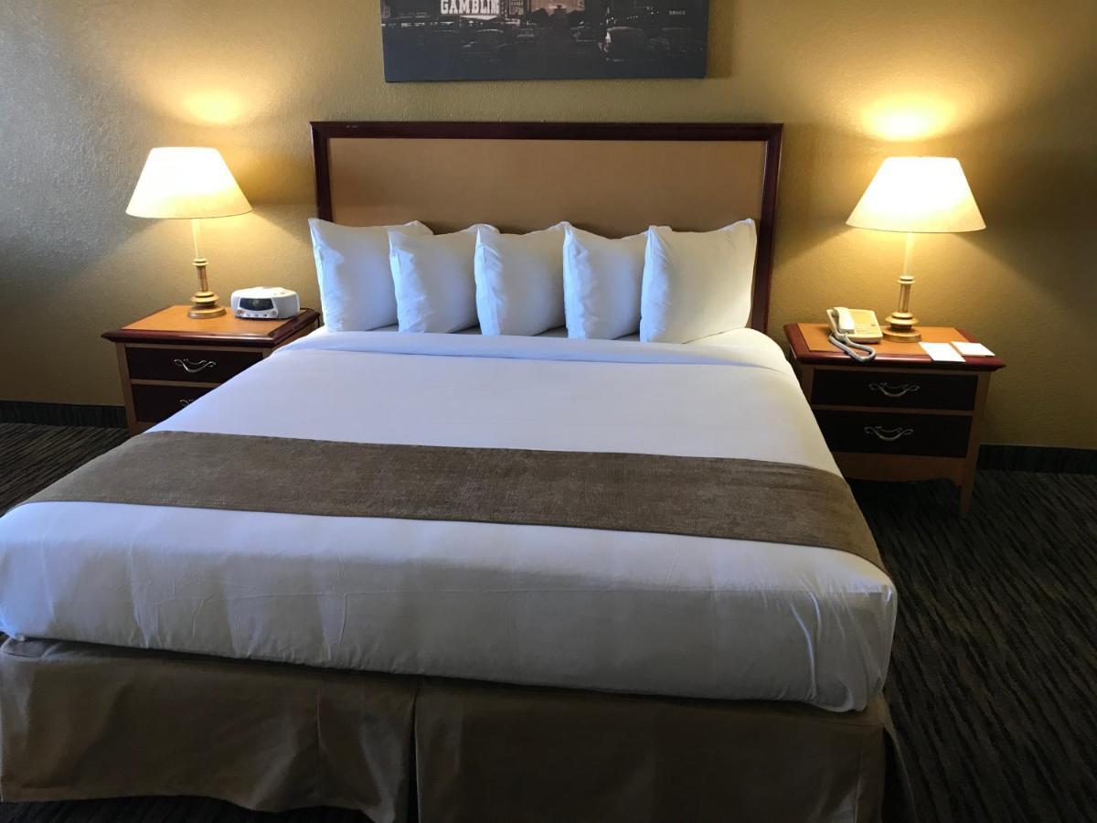 Ramada By Wyndham Terrible'S Hotel & Casino ジーン エクステリア 写真