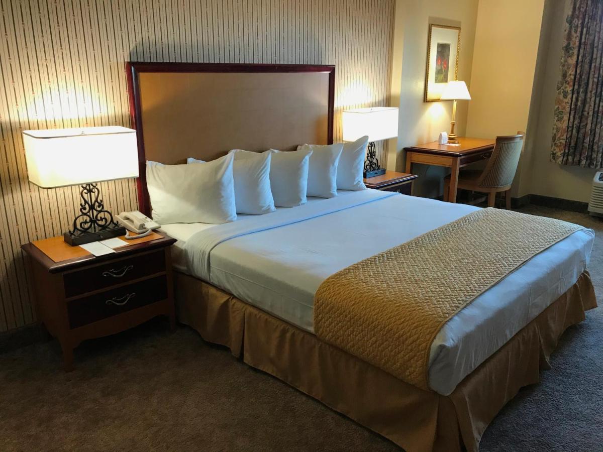 Ramada By Wyndham Terrible'S Hotel & Casino ジーン エクステリア 写真