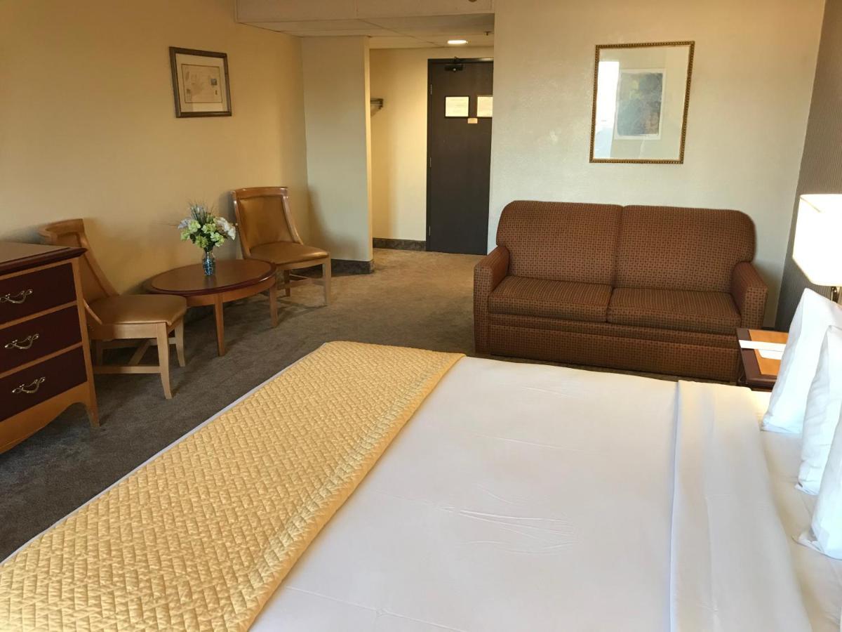 Ramada By Wyndham Terrible'S Hotel & Casino ジーン エクステリア 写真